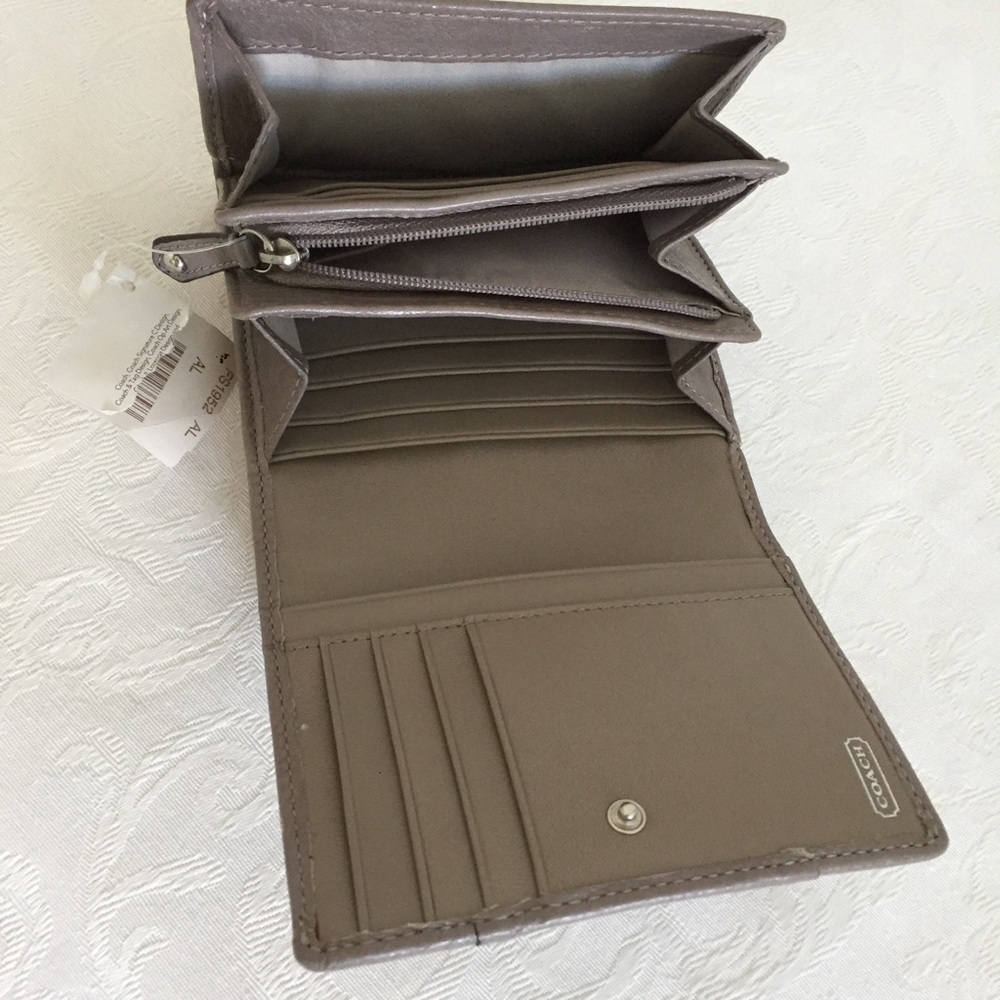 Coach gray fold wallet - Picture 4 of 7